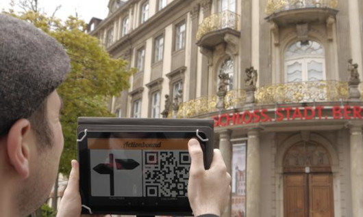Actionbound wird auf Tablet gespielt